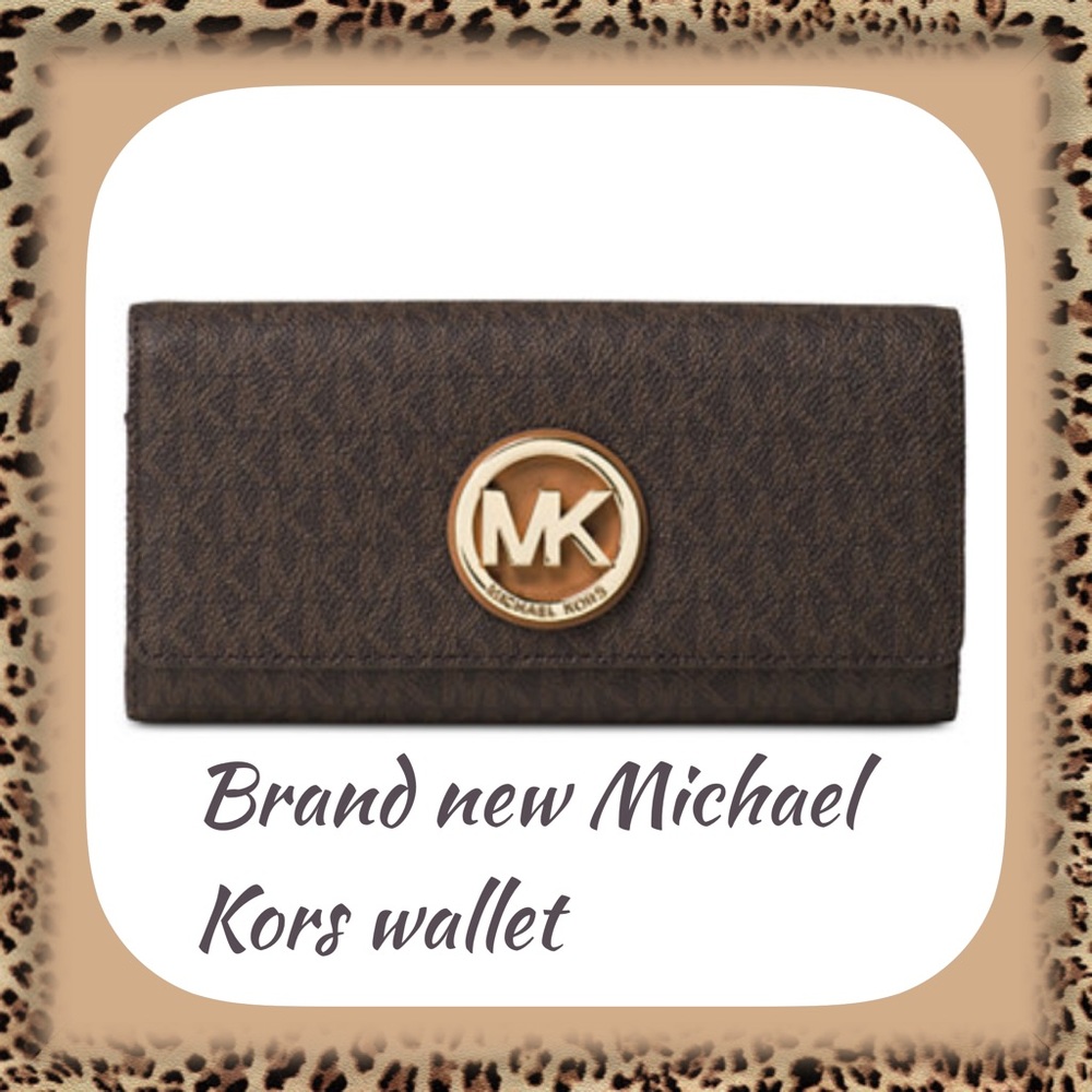 🎄Xmas sale! NWT Michael Kors Fulton Logo Wallet